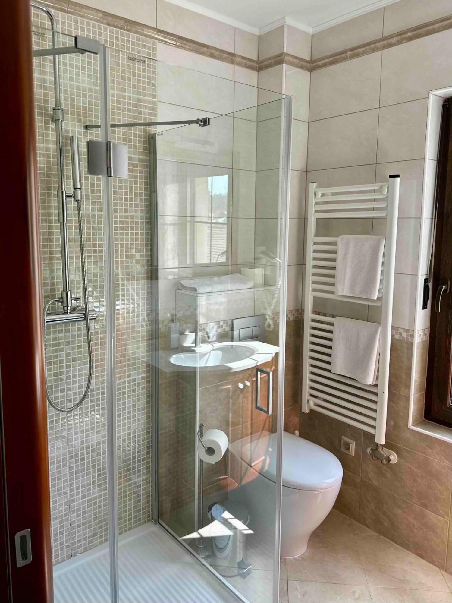 Szent Gyoergy Villa Apartmanhaz Hévíz المظهر الخارجي الصورة
